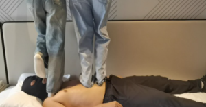 学生主白袜肉丝踩-97LZTD-834541571745147