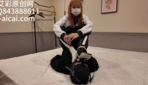 『chnnsct1818』不良少女约会一整天的裤里丝除臭-97LZTDGXFC-000003132702466