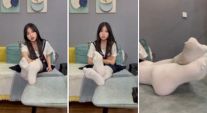 精品！小缘第一视角POV辱骂羞辱贱狗恋足白丝舔脚-97LZTDGXFC-000003132702597