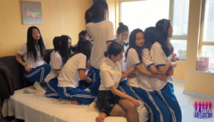 《推荐》『超S·联盟』美女师生集团调教-97LZTDGXFC-000003132702759