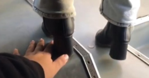 2小时公交无意识踩手碾压合集（大部分被视频无声）