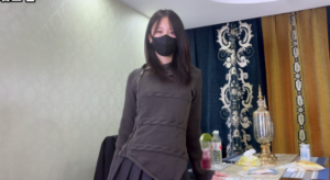 【ToKNai】高挑全职模特素人与美食(足控向)-97LZTDGXFC-000003132703183