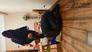 街舞少女真实踢裆