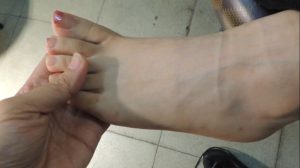 女硕士Vicki的大白脚