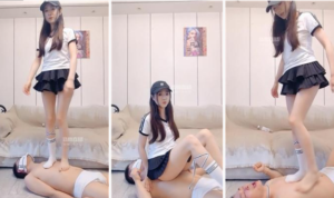 【暮歌老师】掐乳-白袜踩-喂口水【双视角版】-97LZTD-34781