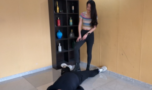 『超S·联盟』甜美御姐玉碎惩击-97LZTD-35672